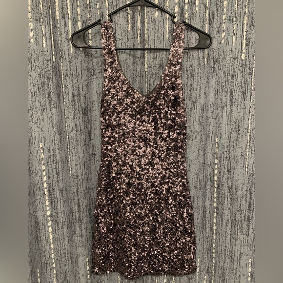 Cocktail Dress - Picture 2 of 3